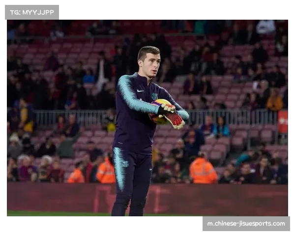 埃尔切门将佩尼亚谈冲撞事件 双方观点呈现明显差异